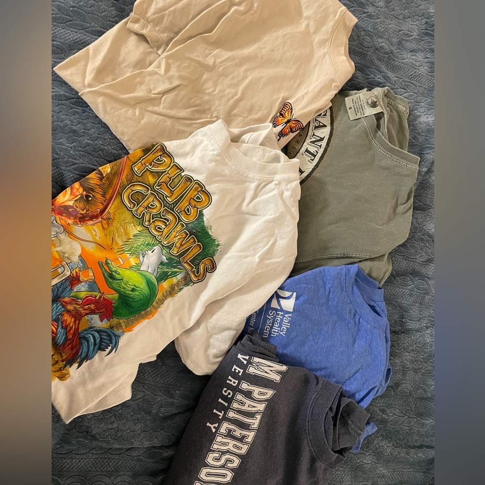 Tshirt bundle - Picture 3 of 4